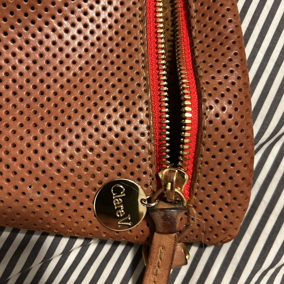 Clare V Grande Fanny in Cuoio Perf - Picture 5 of 7